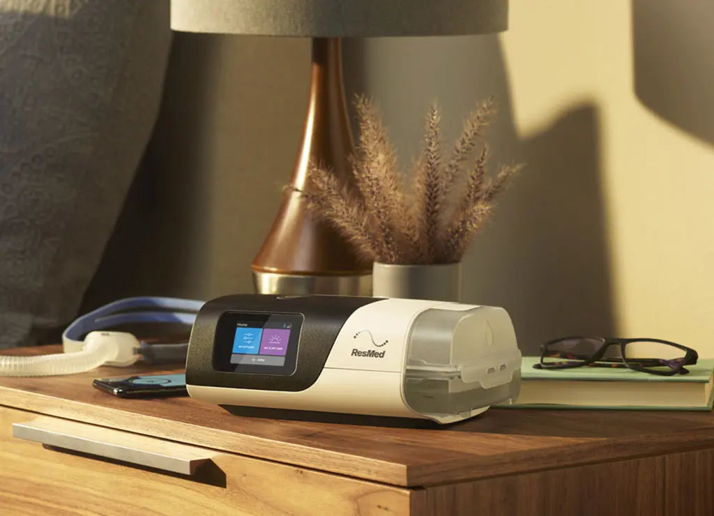 ResMed AirSense™ 11 AutoSet™ CPAP Machine with Built-In HumidAir™ Humidifier ResMed